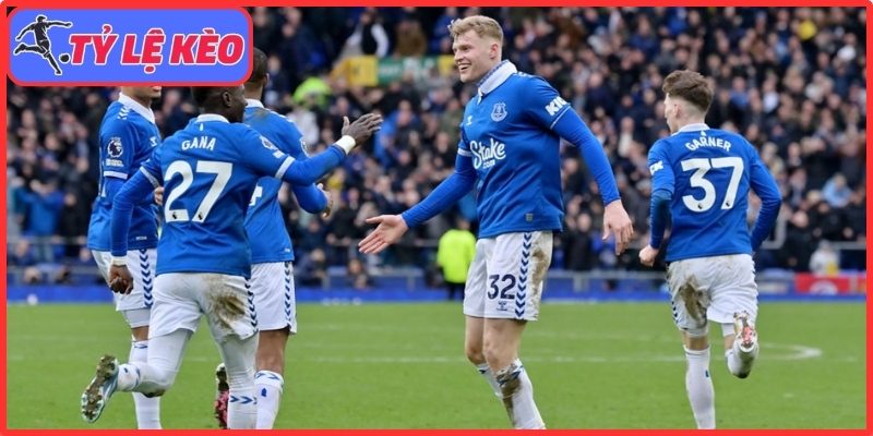 Everton và tuyển Anh chịu tổn thất lớn